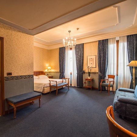 Strozzi Palace Hotel Florence Ngoại thất bức ảnh