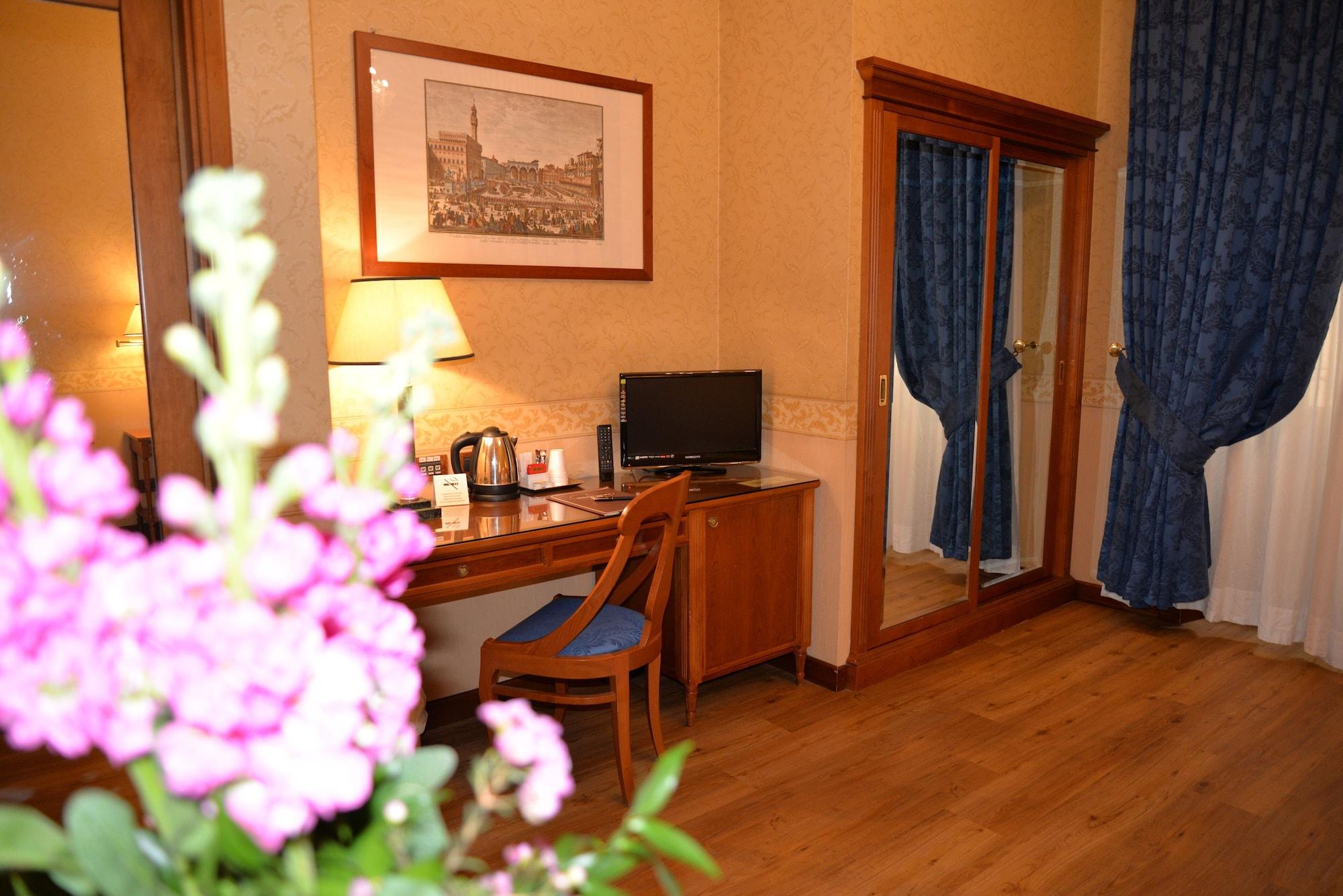 Strozzi Palace Hotel Florence Ngoại thất bức ảnh