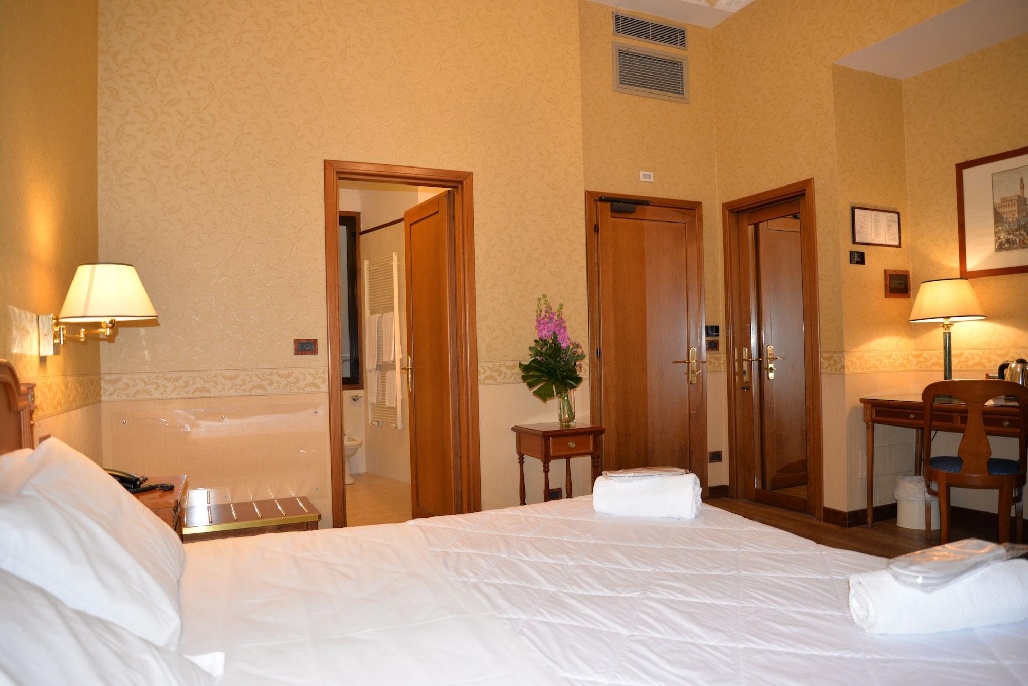 Strozzi Palace Hotel Florence Ngoại thất bức ảnh