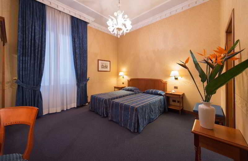 Strozzi Palace Hotel Florence Ngoại thất bức ảnh